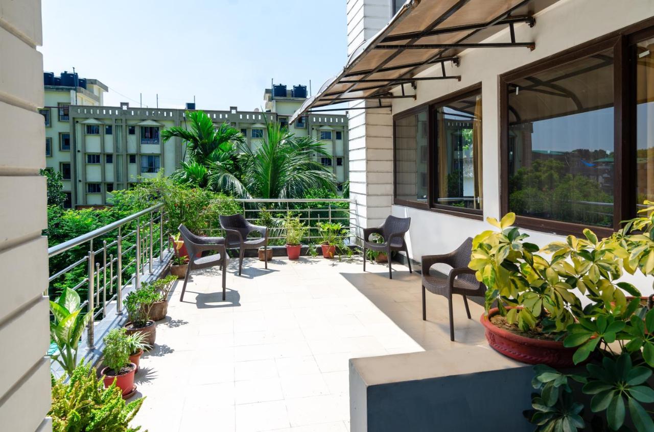 Yaksha Holiday Home Силигури Экстерьер фото